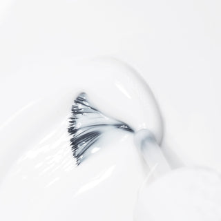 blanc | White nail polish