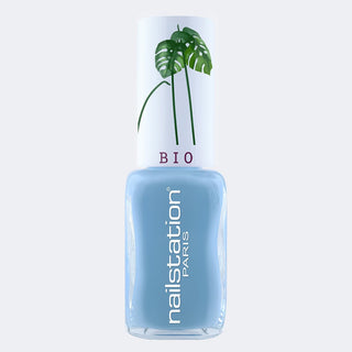 escale en europe | Easy green nail polish | Blue
